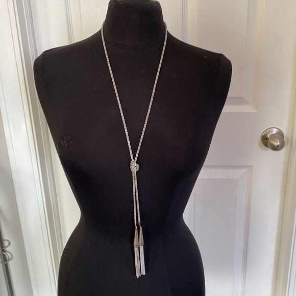 Kendra Scott Lariat Necklace - Picture 2 of 5